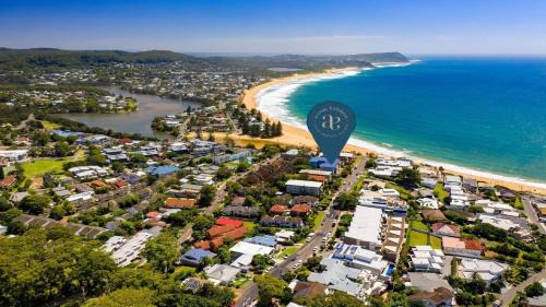 Terrigal Casa | Moon Glow Views, Short Walk To Beach Accom Holidays