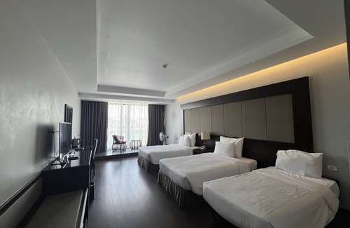 Ha Long Hotel | Moon Halo Hotel