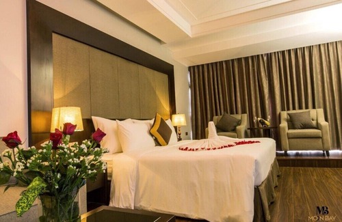Ha Long Hotel | Moon Halo Hotel