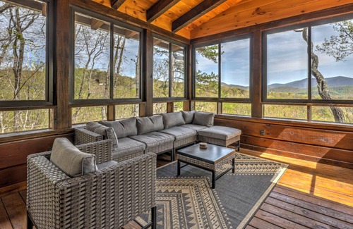 Blue Ridge Cabina | Moon Ridge Retreat by Escape to Blue Ridge
