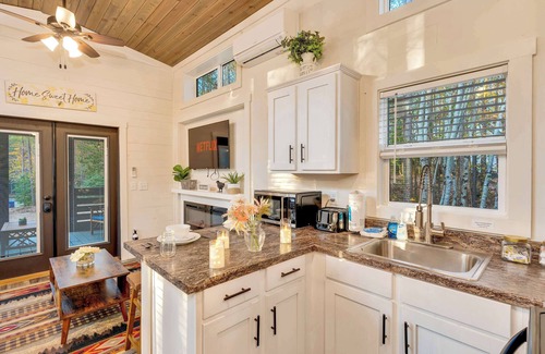 Mentone Casa | Moonlight at Mentone with Free Internet!