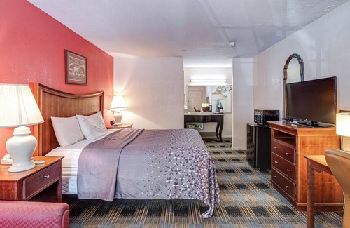 Hattiesburg Hotel | Moonlight Inn