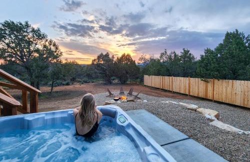 Orderville Casa | Moonlight Lodge, luxury home, Zion and Bryce