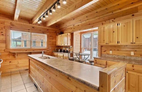 Pigeon Forge Cabina | Moonlight Lodge