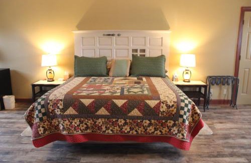 Burks Fork Cama Y Desayuno | Moonlight Manor Bed & Breakfast