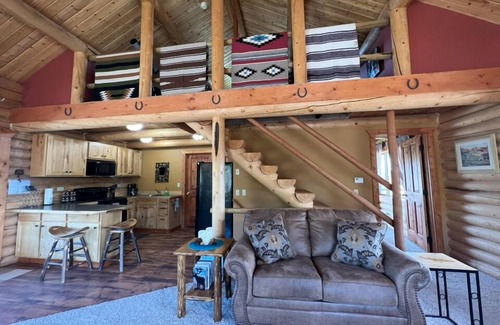 Ennis Cabina | Moonlight Ridge Cabin