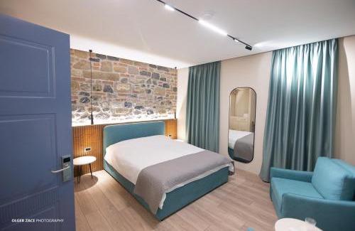 Korce Cama Y Desayuno | Moonlight Serenade