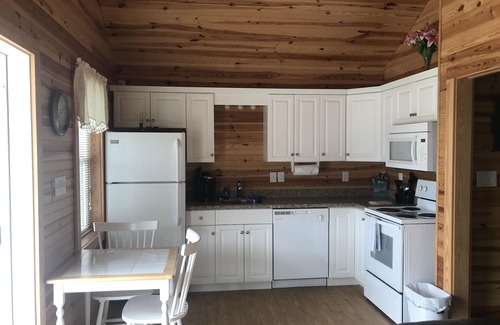 New Bern Cabaña | Moonlight Suite 196 *