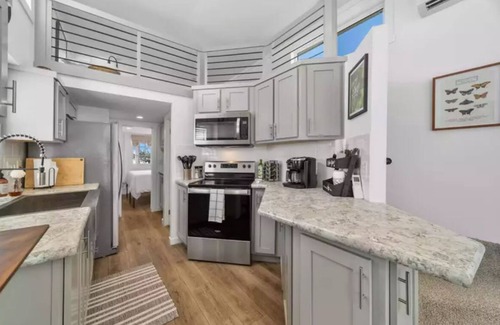 Fredericksburg Complejo | Moonlight Views - Tiny Home #54 Welcome to enchanting getaway in Fredericksburg