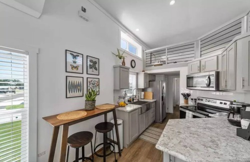 Fredericksburg Complejo | Moonlight Views - Tiny Home #54 Welcome to enchanting getaway in Fredericksburg