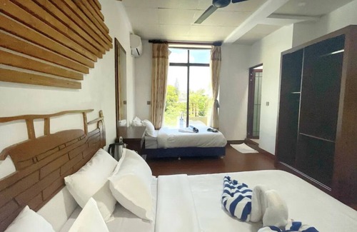 Guraidhoo Casa | Moonlit Haven
