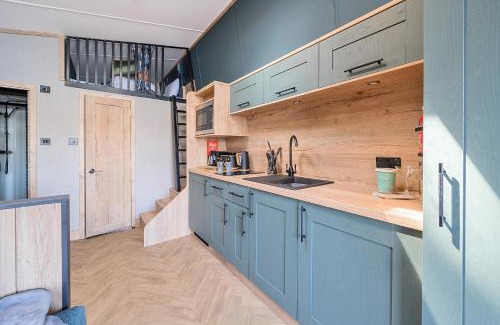 Great Houghton Casa | Moonlit Skylight - Billing Aquadrome
