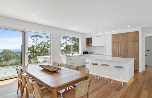 Lorne Casa | MOONRAKER - Impresionantes vistas, nueva casa de playa contemporánea