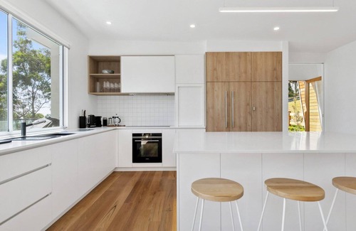 Lorne Casa | MOONRAKER - Impresionantes vistas, nueva casa de playa contemporánea