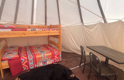 Tridell Cabina | Moonrise Teepee in Lapoint