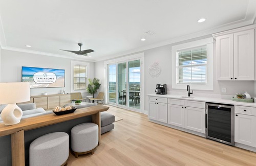 Bay County Casa | Moonstone: Stunning 9BR Home- Beachfront, Priv. Pool, Pet Friendly, Sleeps 26!