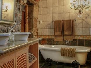 Wilderness Casa | Moontide Riverside Lodge