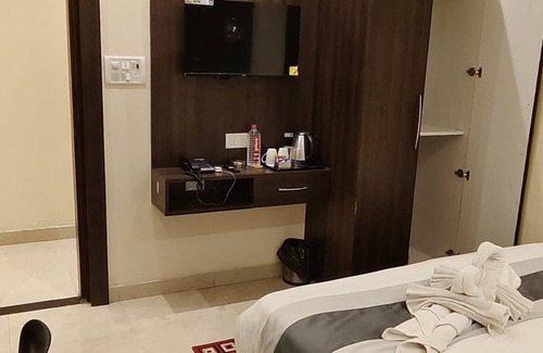 Phulpur Hotel | Moonvilla Banquet And Hotels