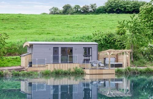 Bradninch Casa | Moor Hen Shepherd Hut - Uk33888