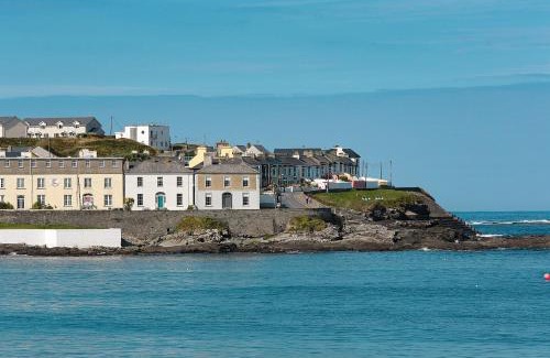 Kilkee Casa | Moore Bay Holiday Homes No 18A