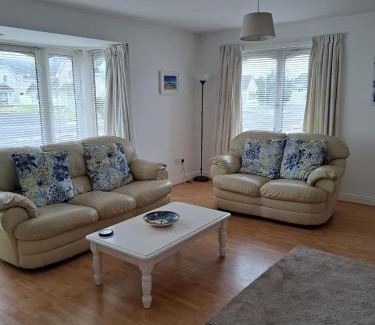 Kilkee Casa | Moore Bay Holiday Homes No 18A