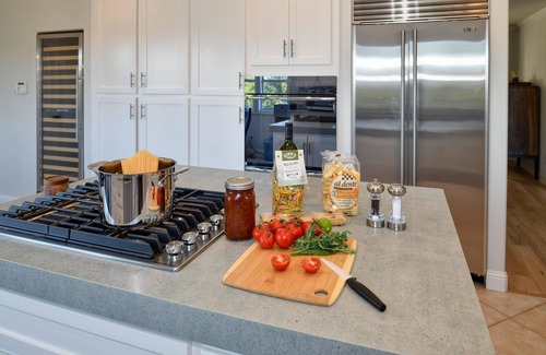 Sebastopol Casa | Moore Family Farmhouse | A Wine Country Escape