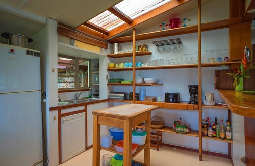 Pihaena Villa | Moorea, Deluxe Beach Villa Cook, Robinson's Cove