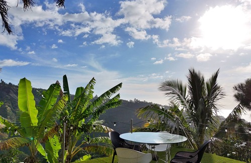 Faaa Casa | Moorea Horizon – Studio with Panoramic View and Pool