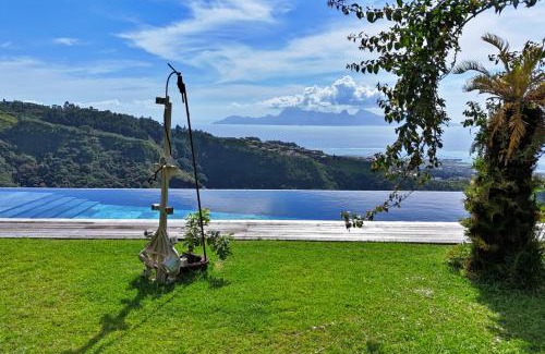 Faaa Casa | Moorea Horizon Studio with Panoramic View and Pool