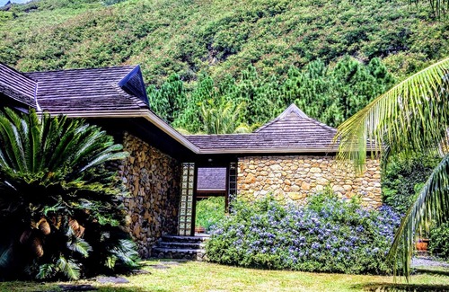 Moorea-Maiao Villa | MOOREA - Pool Mountain Fare Ora