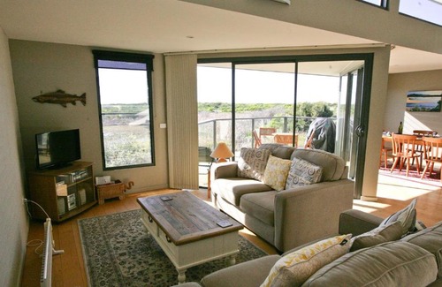 Bermagui Casa | Moorhead Cove Beach Unit With pool Bermagui