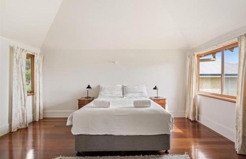 Augusta Casa | Mooring B on the shoreline