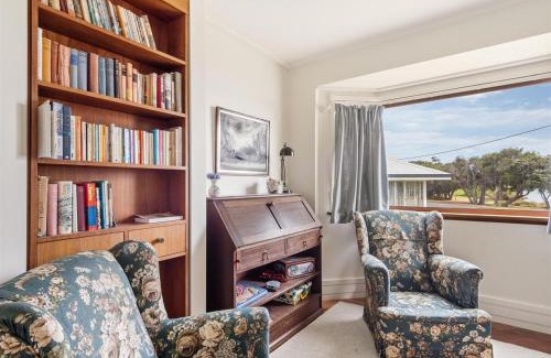 Augusta Casa | Mooring B on the shoreline