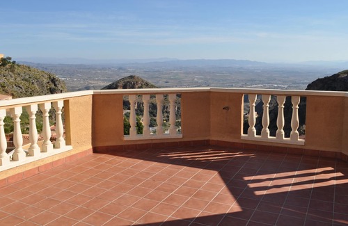 Turre Casa | Villa morisca con vista panorámica, piscina privada, tranquila, a 15 km de las playas.