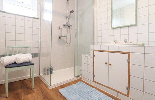 Penryn Casa | MOORSTONE, family friendly, with open fire in Mabe