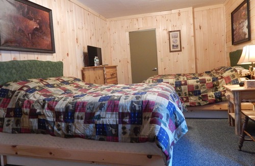Eustis Cabina | Moose Creek Lodge. Gran lugar para grupos grandes o reuniones familiares