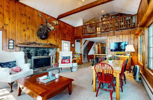 South Casco Casa | Moose Haven