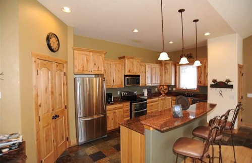Blue River Casa | Moose Meadow Retreat Private Home with Hot Tub