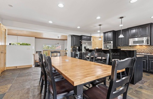 Bear Hollow Village Casa | Moose Mgmt at Bear Hollow 5595: Pvt Hot Tub-Porch w/ Grill-Fast, Reliable WiFi