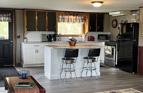 Rockwood Casa | Moosehead Lake Lodge in Rockwood