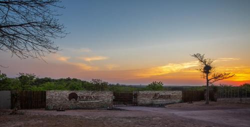 Weipe Cabina | Mopane Bush Lodge