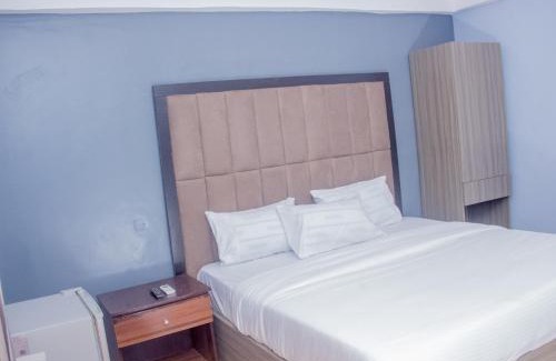 Opebi Hotel | MORADA HOTELS LTD
