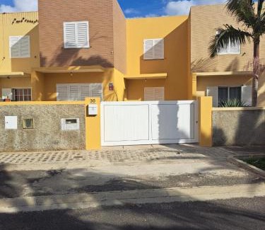 Vila Baleira Casa | Moradia Vitória