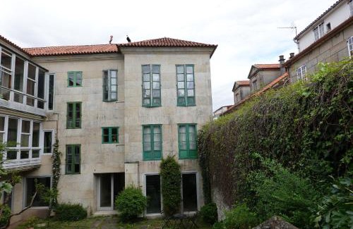 Centro histórico de Pontevedra Casa | -MORC-beds & rooms-(home sharing)-