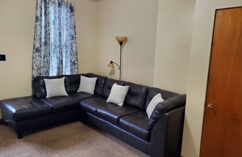 Johnstown Casa | Morden 2-bedroom townhome with WiFi and AC in fabulous Johnstown