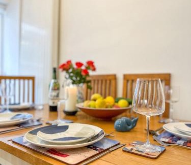 Cawsand Casa | Mordros Cawsand Cottage, Steps from the Beach
