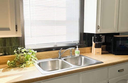 Gallatin Casa | More Space than Hotel -- King Bed/ Bunk Bed / Laundry - 29mi to Nashville