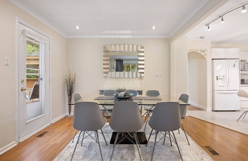 Thornhill Casa | More then 30 days booking - 3Bedroom home with nice backyard &Parking