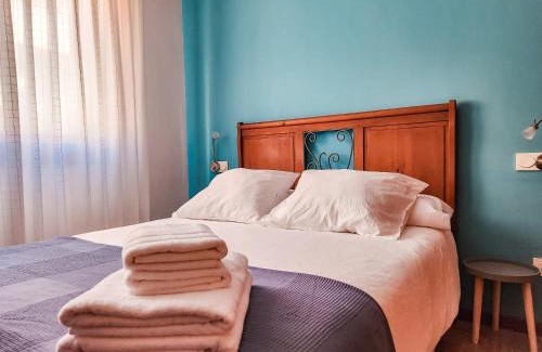 Distrito Oeste Apartamento | Moreda 48 - 2 Hab y 2 Baños - Garaje y Wifi - VUT-4961-AS