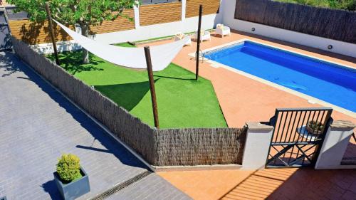 Fonollosa Casa | MORERA BLANCA piscina, barbacoa, chill-out